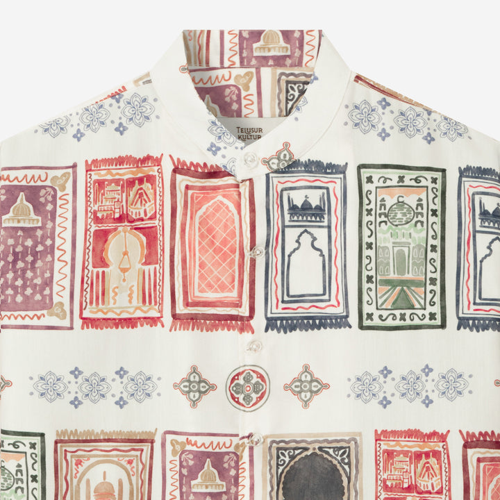 Corak Nusantara Kemeja Pria Lengan Pendek - Sajadah Putih